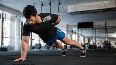 Chống đẩy một tay (One Arm Push-Ups)