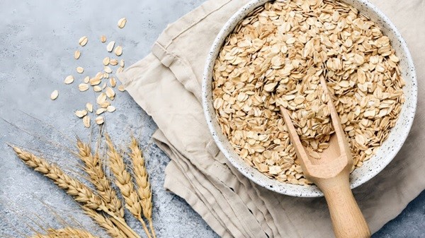 100g Yến mạch có bao nhiêu protein? Lợi ích, cách nấu yến mạch 2 100g Yến mạch có bao nhiêu protein? Lợi ích, cách nấu yến mạch