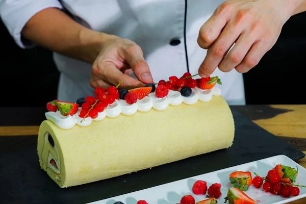 Bột mì số 8 là nguyên liệu không thể thiếu khi làm bánh ngọt