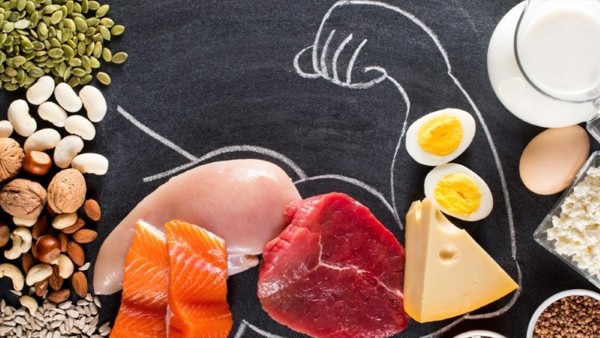Các yếu tố ảnh hưởng đến việc cần bao nhiêu g protein để tăng cơ