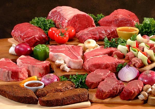 Gan gà bao nhiêu protein so với thịt bò và lợn