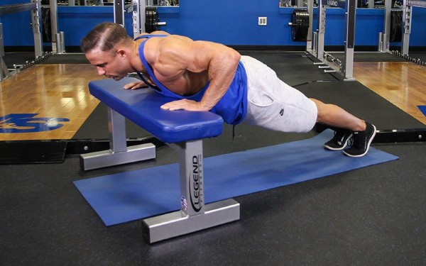 Hít đất dốc lên (Incline Push-up)