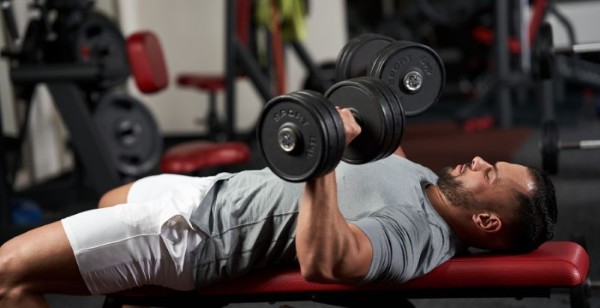 Lập kế hoạch tập luyện với Chest Press