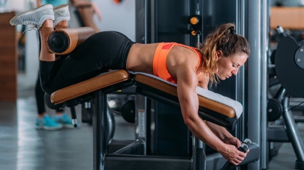 Seated leg curl (gập chân sau ngồi)