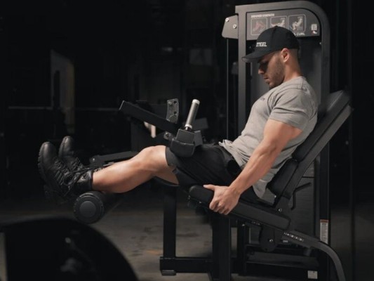 Những lỗi thường gặp khi tập leg curl