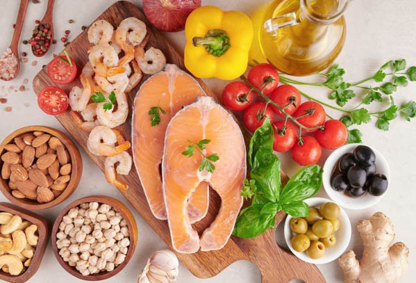 Chế độ dinh dưỡng cân bằng cho từng vòng