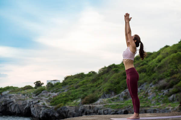 Tư thế Ngọn Núi (Mountain Pose)